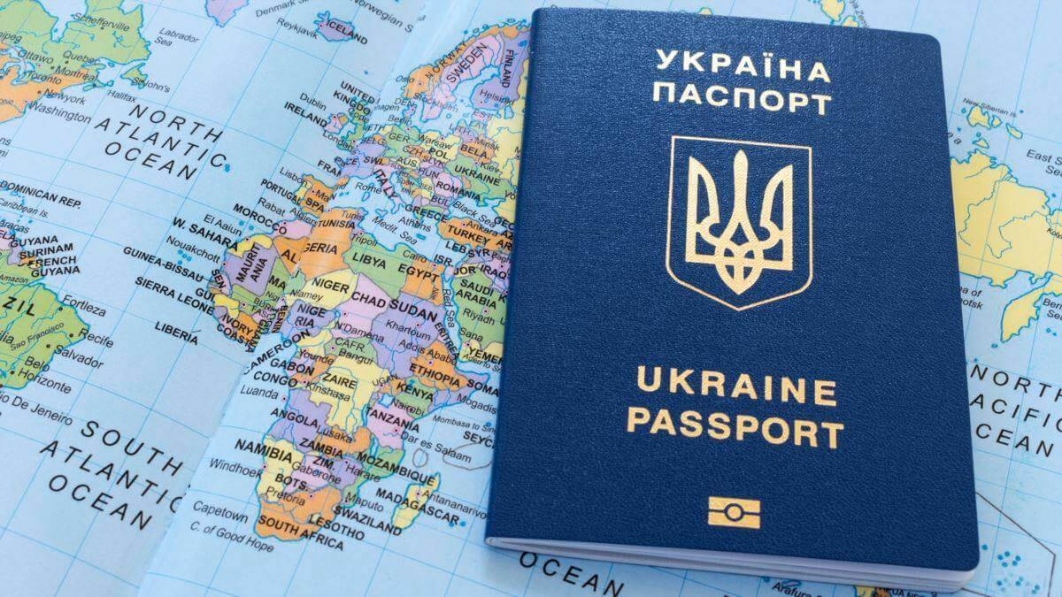Число безвизовых для украинцев местностей растет