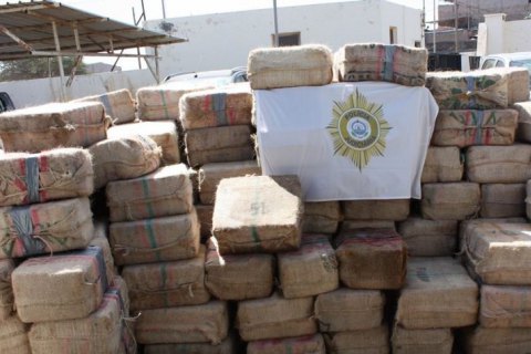 Власти Кабо-Верде конфисковали почитай 10 тонн кокаина на российском корабле