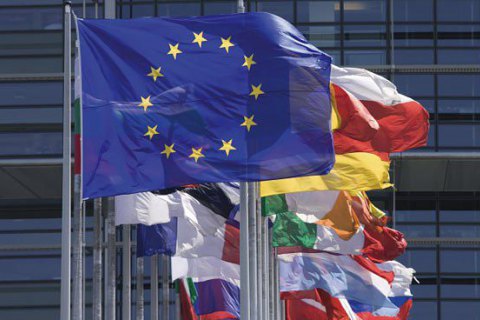 Дипломатов ЕС предупредили о российских и китайских шпионах в Брюсселе