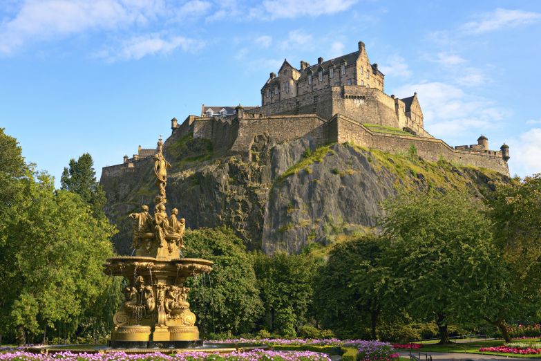 Эдинбург планирует завести туристический сбор