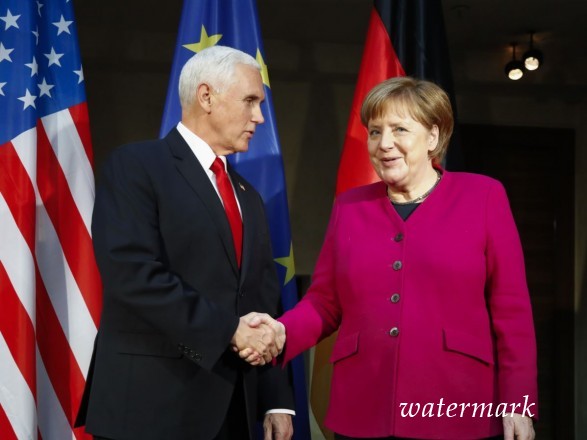 Вице-президент США отверг лозунг Меркель к сотрудничеству с Россией