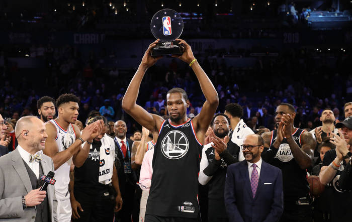 НБА: Команда Леброна выиграла у Команды Янниса в Матче всех звезд
