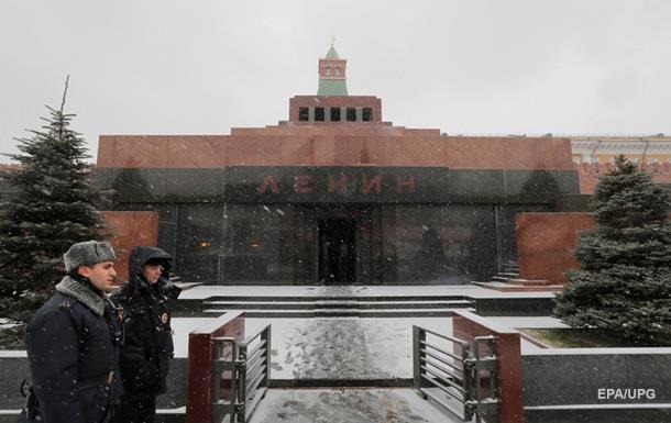 Мавзолей Ленина закрывают на два месяца