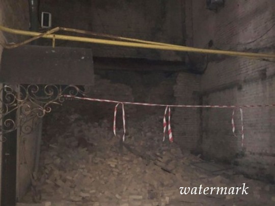ЧП в фокусе Киева: разрушилась стена дома(фото)