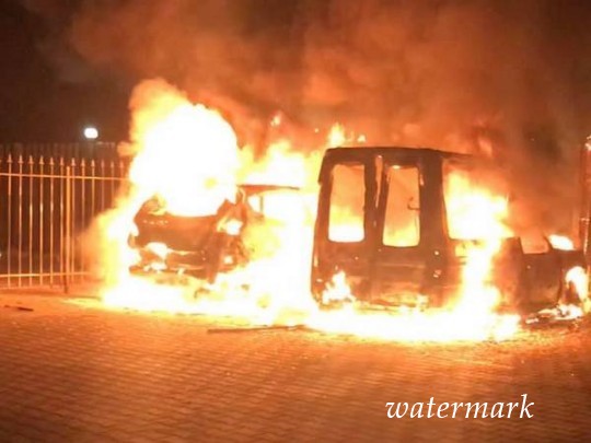 В Киеве сожгли авто известному журналисту: тот сделал громогласное заявление