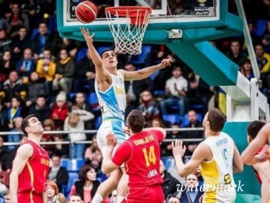 Сборная Украины по баскетболу не вышла на чемпионат мира, продув дома Черногории(видео)