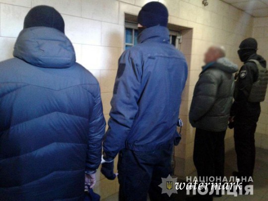 На Донетчине у банды налетчиков изъяли 2 миллиона гривен и оружие, подтибренное в Крыму(фото)
