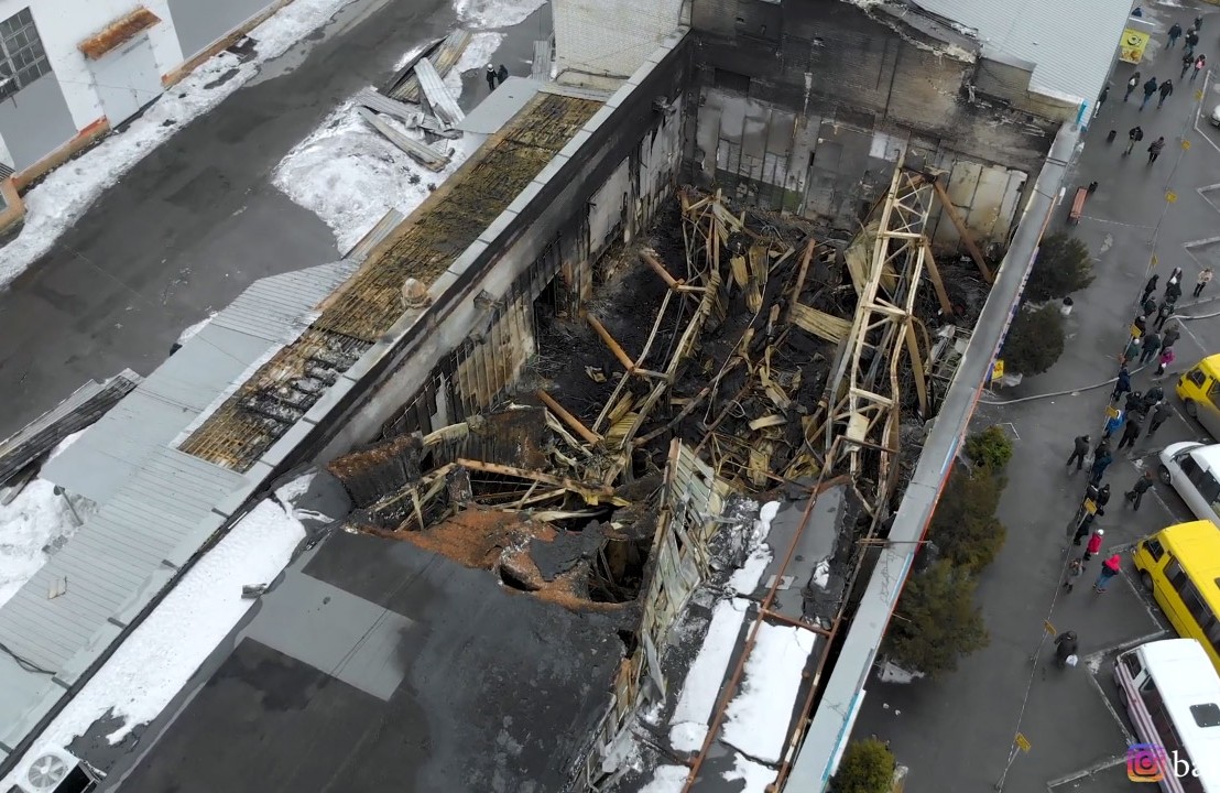 Вісті з Полтави - Пожежа на ринку «Київський»: приміщення не ремонтуватимуть до завершення слідчих дій