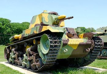 Panzer Kampfwagen 35(t) Walk Around