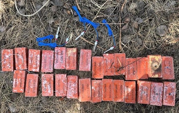 В Ровенской области военный продал десятки килограммов взрывчатки