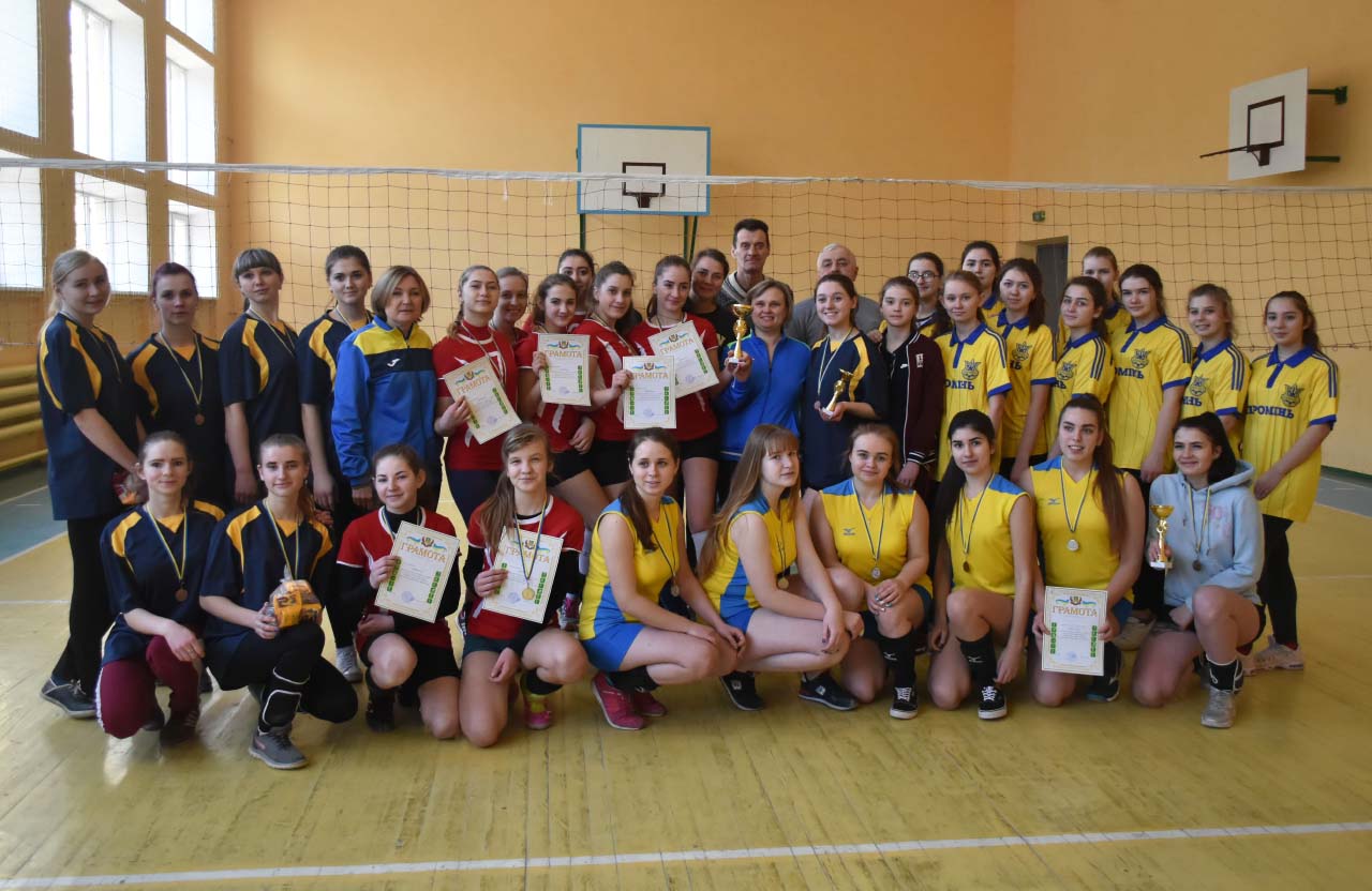 Вісті з Полтави - У Терешківській ОТГ проложили волейбольний турнір серед дівчат, присвячений 8 березня