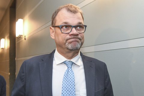 Правительство Финляндии ретировалось в отставку за месяц до выборов
