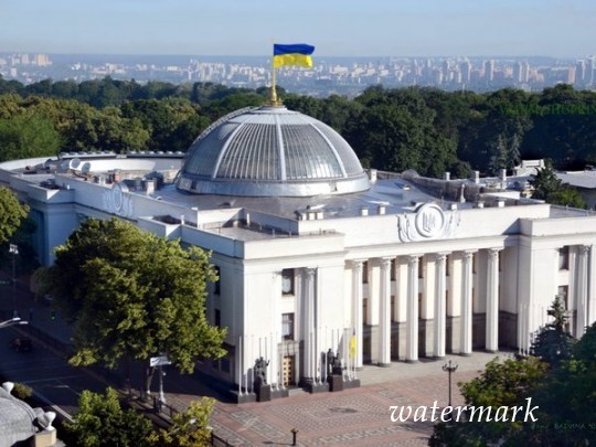 В Украине хотят лишить неприкосновенности двух нардепов