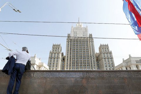 Россия пообещала "практический ответ" на новоиспеченные санкции США и Канады