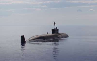 В РФ показали испытания нового подводного ракетоносца