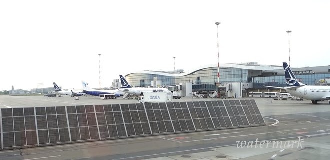 Найбільший аеропорт Румунії почав писати Kyiv замість Kiev