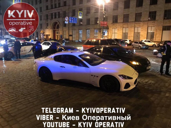 В Киеве разыскивают водителя Мазерати, какой обделал стрельбу после ДТП