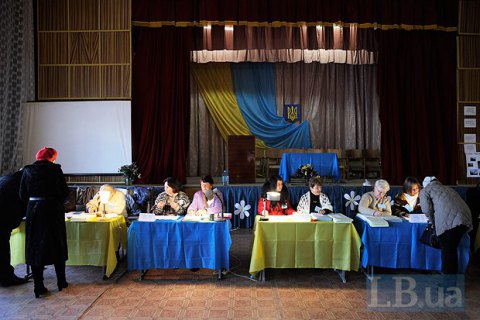 Нацполиция взяла окружные избирательные комиссии под круглосуточную охрану