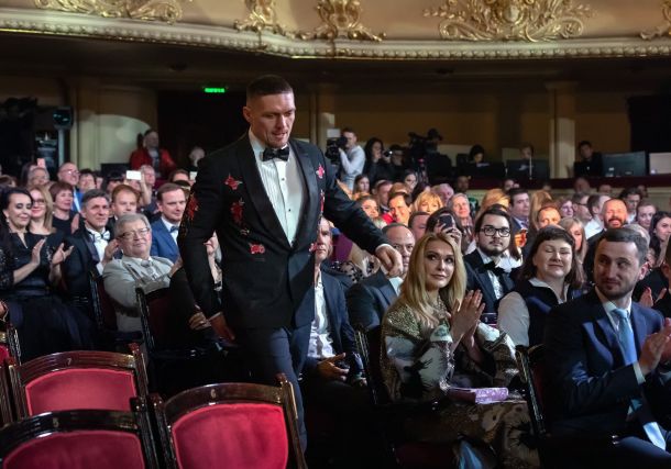Александр Усик получил премию «Спортсмен года - 2018» (+Фото)