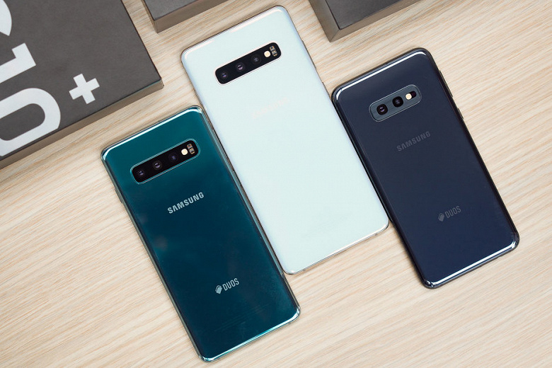 Смартфоны Samsung Galaxy S10 на SoC Exynos 9820 бойко разряжаются из-за найденного бага