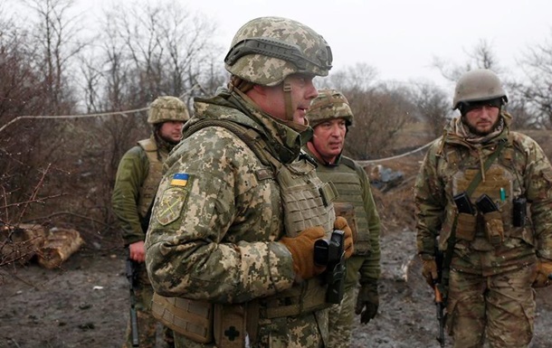 На Донбассе прошли учения с боевой стрельбой