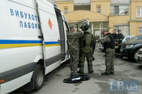 Извещения о "минировании" в день выборов поступали больше из России, - полиция
