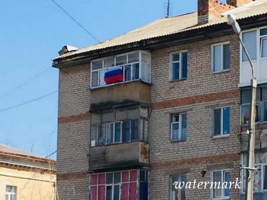 Вывесили российский флаг: стало знаменито о возмутительном инциденте в день выборов в Украине(фото)
