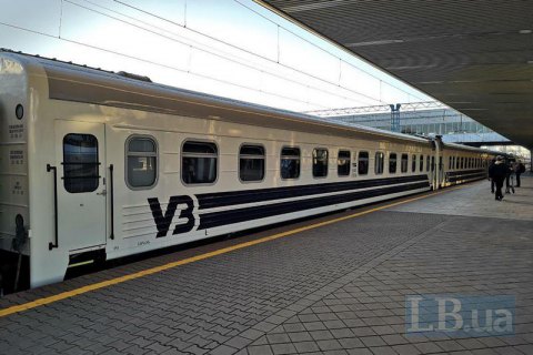 На Пасху "Укрзализныця" назначила 41 добавочный поезд