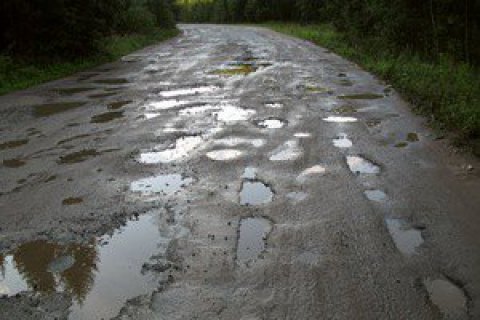 Советник главы Укравтодора наименовал топ-5 худших дорог Украины