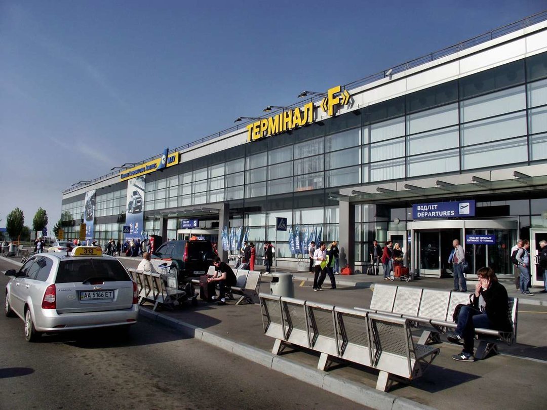 Бивак у терминала F в аэропорту Борисполь стала в два раза дороже