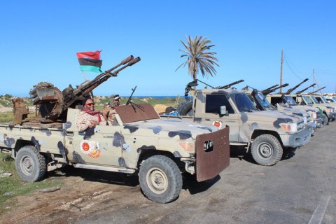 США временно выводят своих военных из Ливии