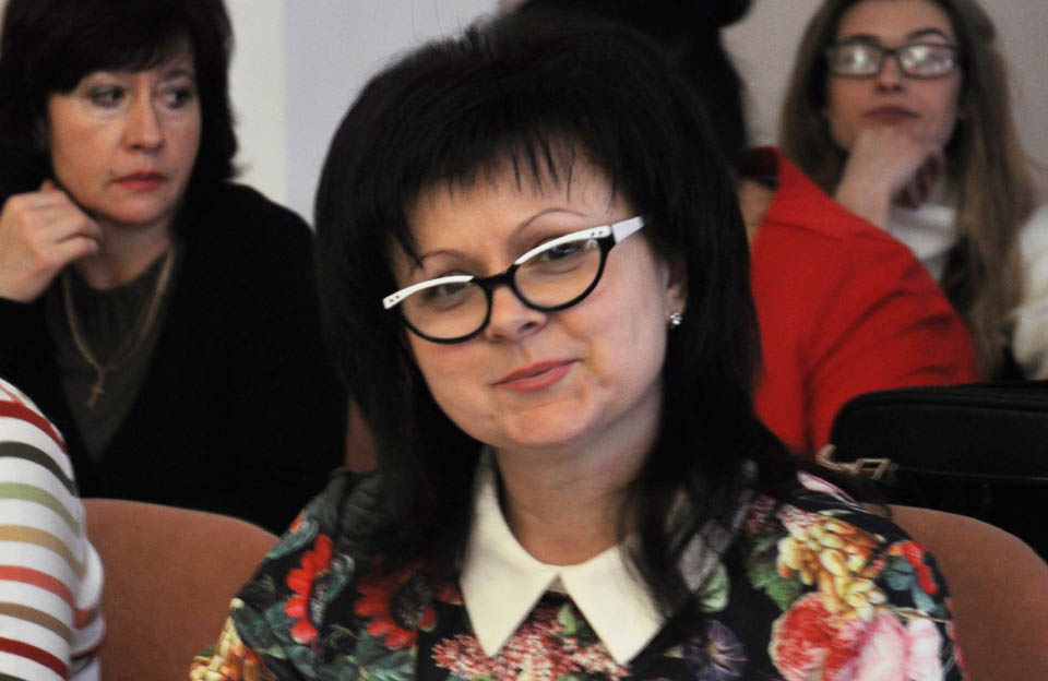 Вісті з Полтави - Наталія Дорохова хоче сквозь суд повернутися в управління освіти та стягнути з виконкому Полтавської міськради 1 млн грн