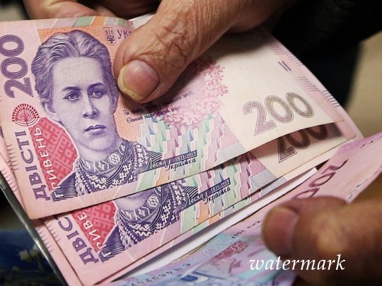 В Киеве группа аферистов заработала на бабушках полмиллиона гривен