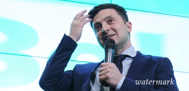 Зеленський дорікнув Порошенку за стадіон і "аналізи всім": відео