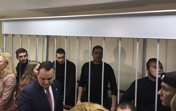 Суд в Москве начал продлевать арест украинским морякам