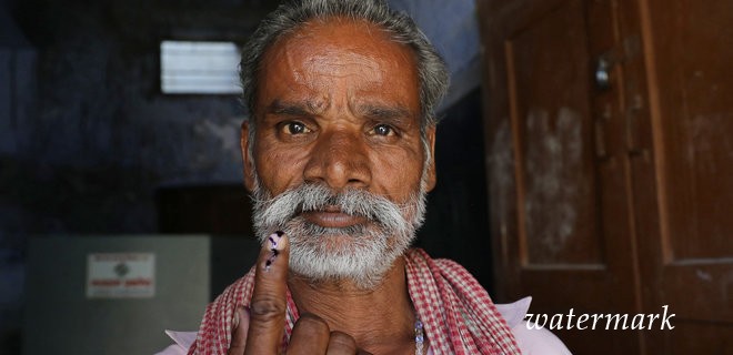 Індієць відрубав палець, проголосувавши "не за тих"