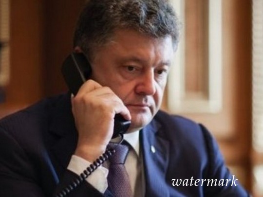 Порошенко и Зеленский пообщались по телефону