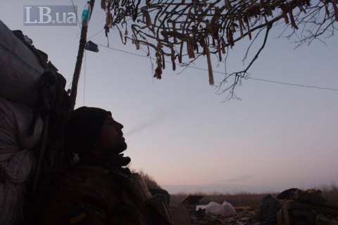 За сутки боевики дважды преступили порядок прекращения жара на Донбассе