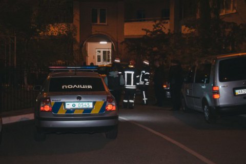 В киевской квартире дядька, угрожая сожительнице, подорвался на гранате(освежено)
