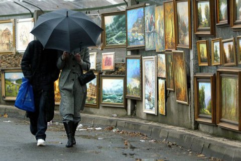 В среду в Киеве до +12 градусов, днем дождь