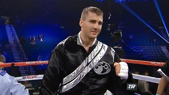 Александр Гвоздик: Должен боксировать в августе-сентябре