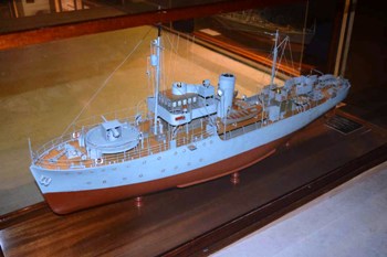 Minesweeper HMNZS Moa (T233) (Museum Models) Photos