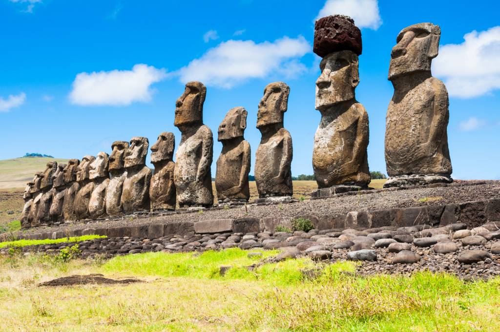 Скульптуры острова Пасхи будут под угрозой исчезновения