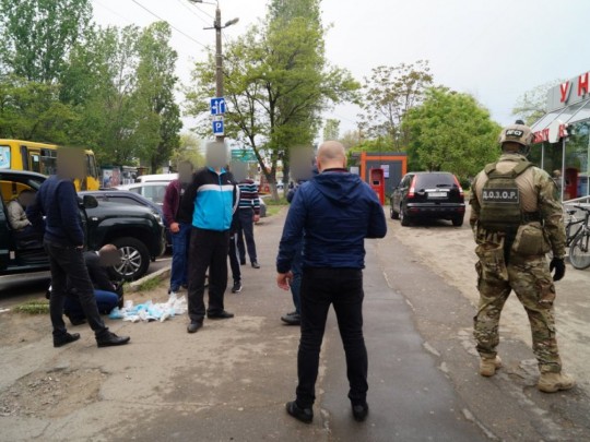 Задержаны наркодилеры, наладившие контрабанду героина из России в Украину(фото)