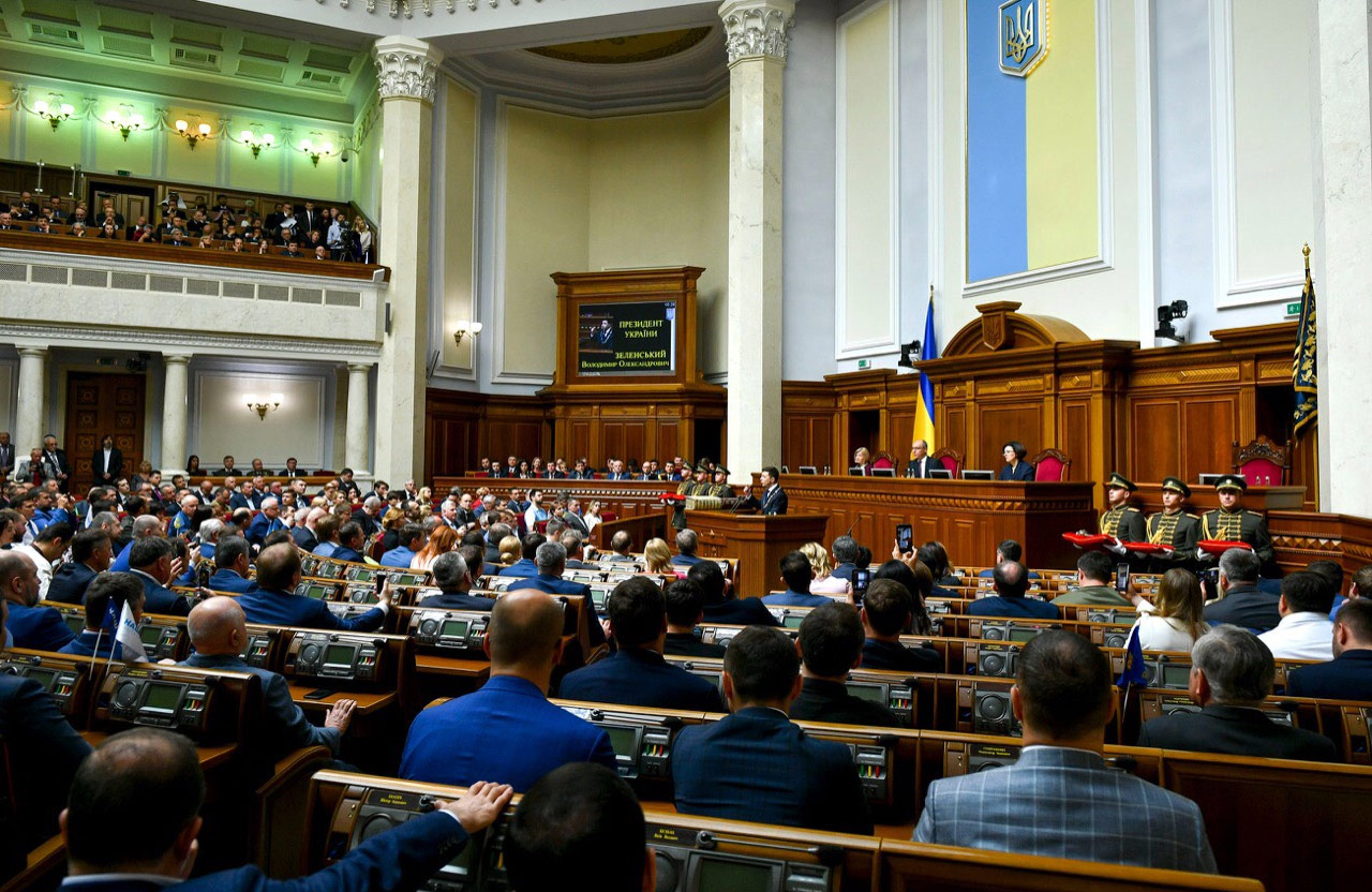 Вісті з Полтави - Президент Зеленський підписав указ про призначення позачергових парламентських виборів 21 липня 2019 року
